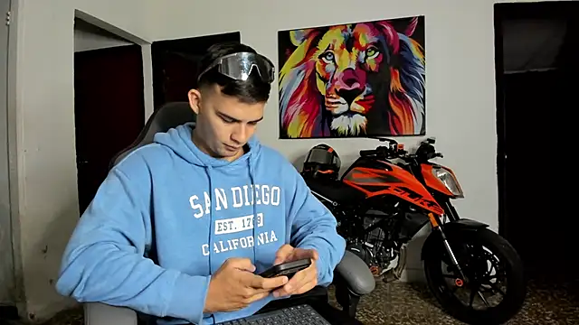 jacob_firexx Adlı Modelin Canlı XXX Sohbeti