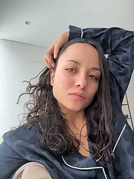 Megan_Rodrigo Obrolan Langsung XXX