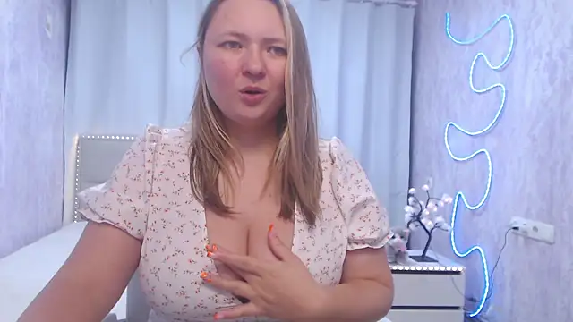 SallyVerda – live chatrum