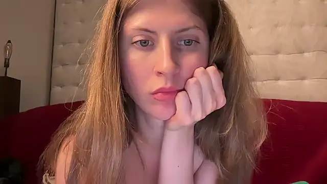 Chatroom XXX en direct de YUMIandbigWOLF