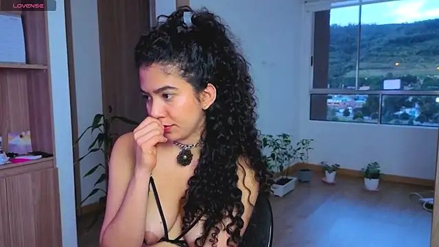 Maithe_Perroni Chat XXX in diretta
