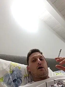 Pokazy przed kamerką – Mago929