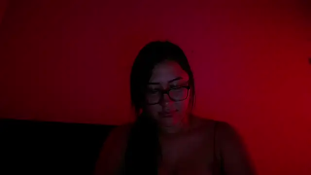 LuciaTomson's Live XXX Chat