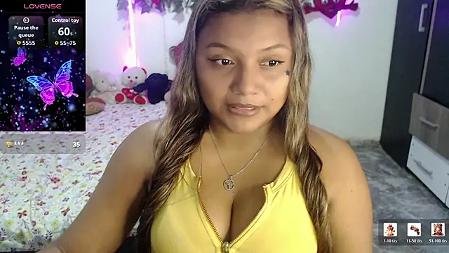XXX chat uživo modela sexysusan4you