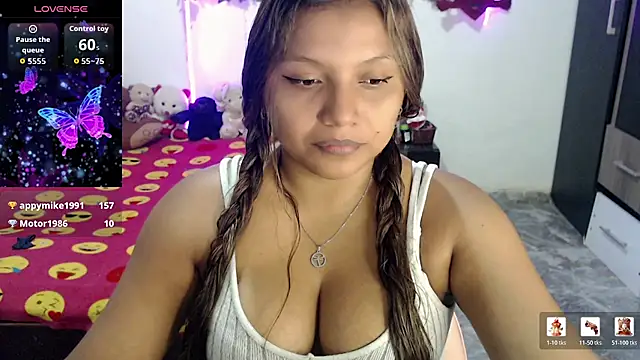 sexysusan4you Adlı Modelin Canlı XXX Sohbeti