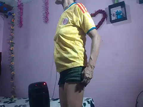Perla_wondErのライブXXXチャット