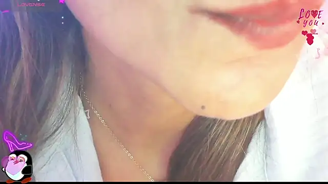 Chat XXX en directo de Layla_Ahh