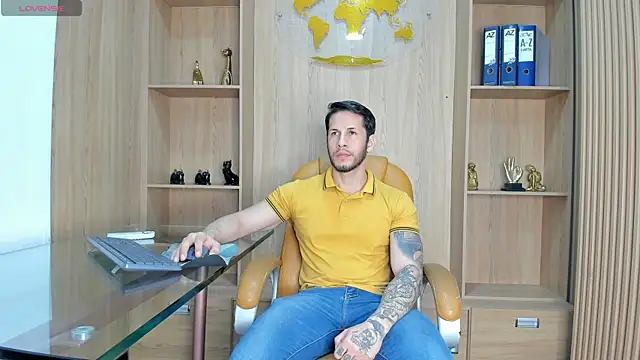 George_Diesell Adlı Modelin Web Kamerası Şovu