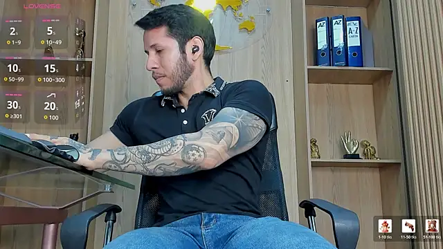 George_Diesell Adlı Modelin Web Kamerası Şovu