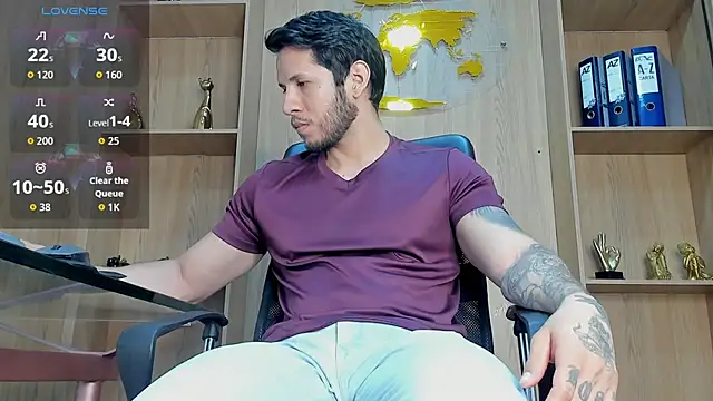 George_Diesell Adlı Modelin Web Kamerası Şovu