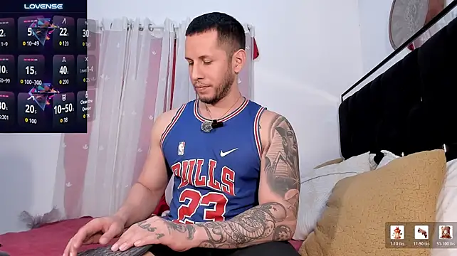 הופעת וובקאם של George_Diesell
