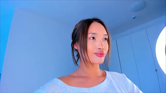 Chat +18 de Sweet_yasu ao vivo