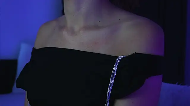 ivyleague_ Adlı Modelin Canlı XXX Sohbeti