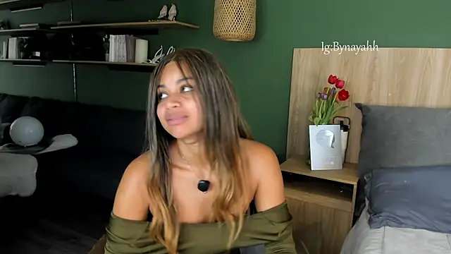 Show modela nayah__ na web-kameri