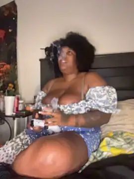Oya999IAM's Webcam Show