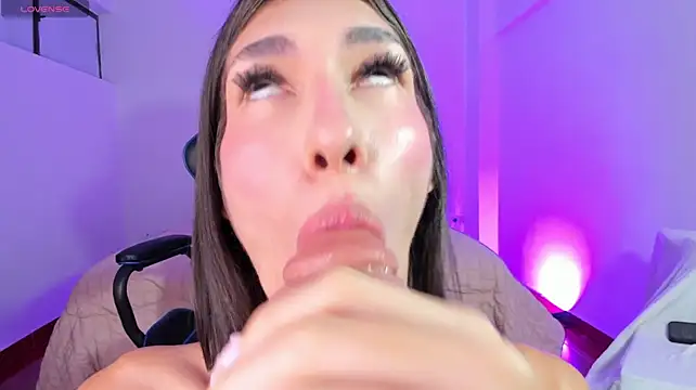 Pertunjukan Kamera Web Zoe_Wolf