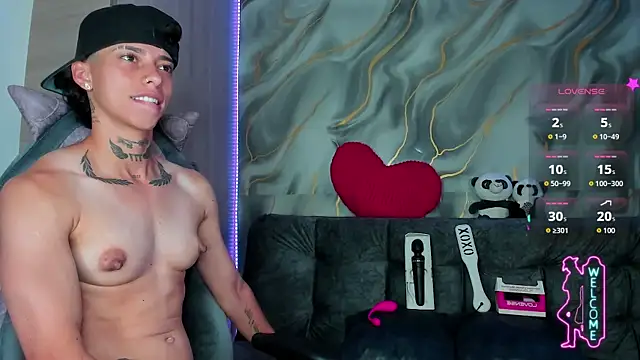 AmberAdams_'s Live XXX Chat