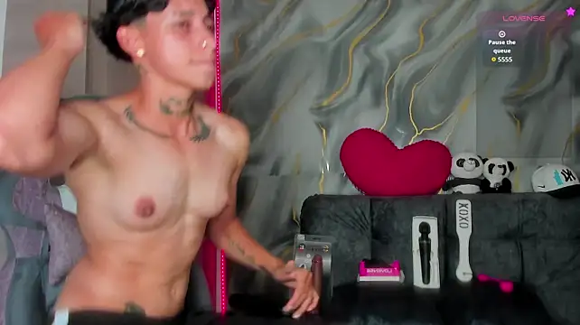 XXX chat uživo modela AmberAdams_