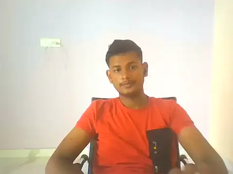 Dusky_Aarav Adlı Modelin Web Kamerası Şovu