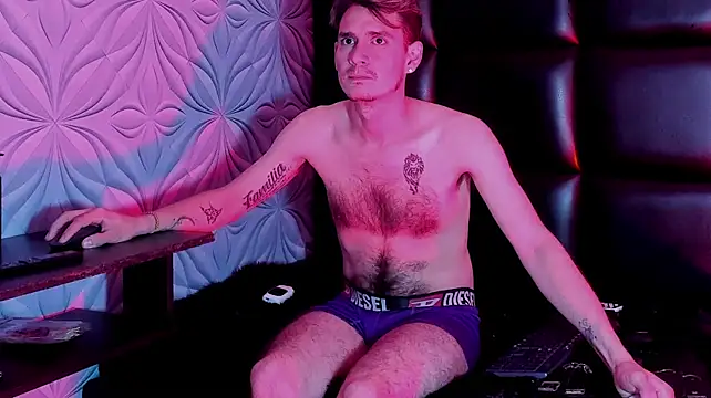MikeSlav3 webcam show