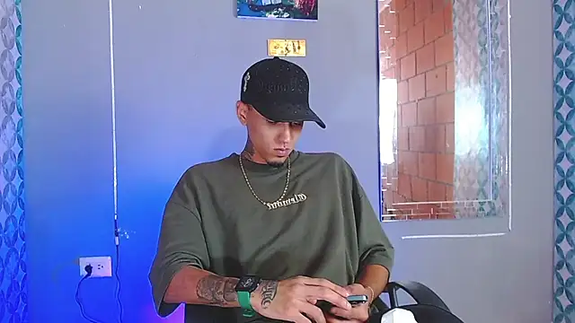 Liam_lee Adlı Modelin Web Kamerası Şovu