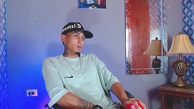 Liam_lee's Webcam Show