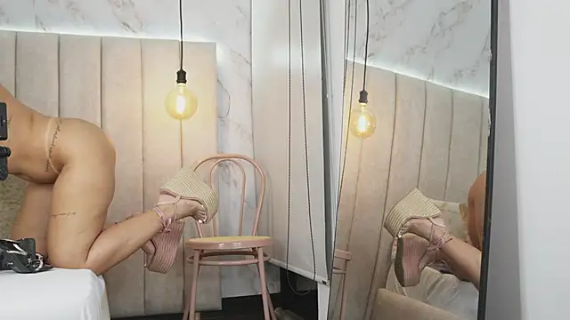 Annyy_Rosse Webcam-Show