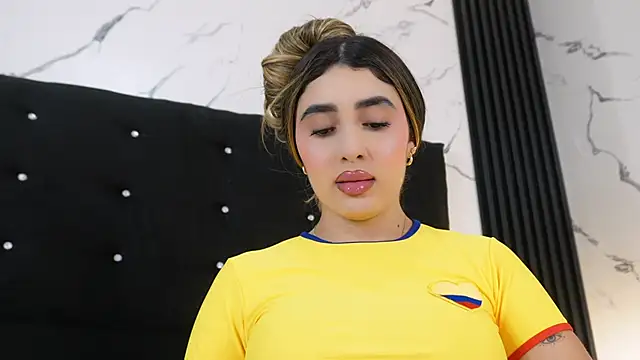 Annyy_Rosse's Webcam Show