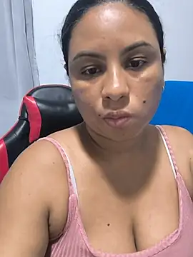 Francesca_ferrari Pertunjukan Webcam