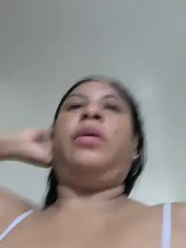 Francesca_ferrari Pertunjukan Webcam
