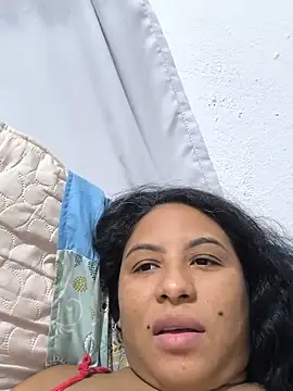 Francesca_ferrari Pertunjukan Webcam