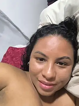 Francesca_ferrari ওয়েবক্যাম শো