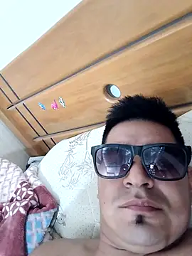 Webkamerová show latino17