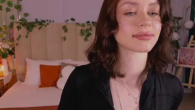 Meow_Nancy Adlı Modelin Canlı XXX Sohbeti