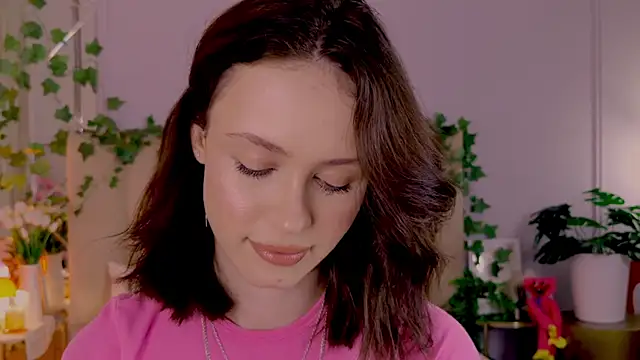 Meow_Nancy Adlı Modelin Canlı XXX Sohbeti