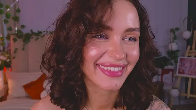 Meow_Nancy Adlı Modelin Canlı XXX Sohbeti
