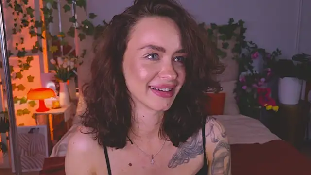 Pokazy przed kamerką – Meow_Nancy