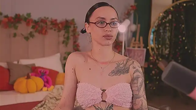צ'אט XXX בשידור חי של Meow_Nancy