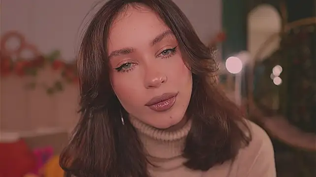 Meow_Nancy Adlı Modelin Canlı XXX Sohbeti