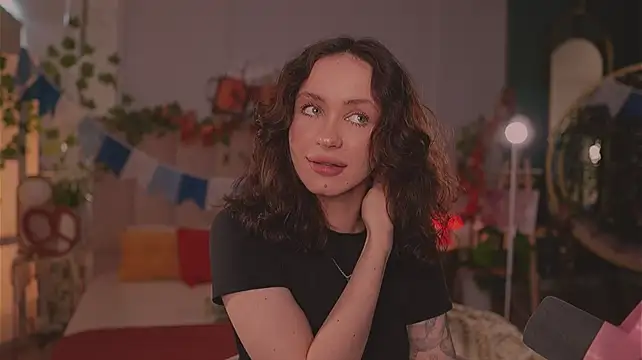 צ'אט XXX בשידור חי של Meow_Nancy
