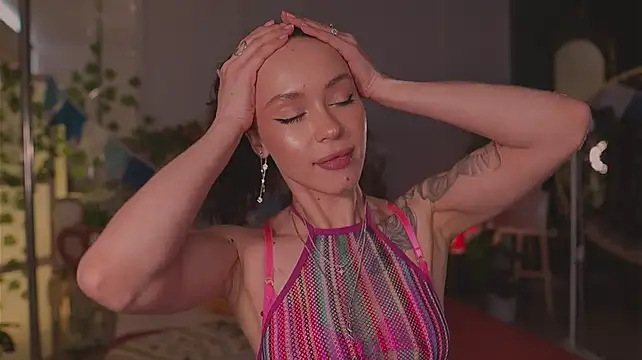 צ'אט XXX בשידור חי של Meow_Nancy