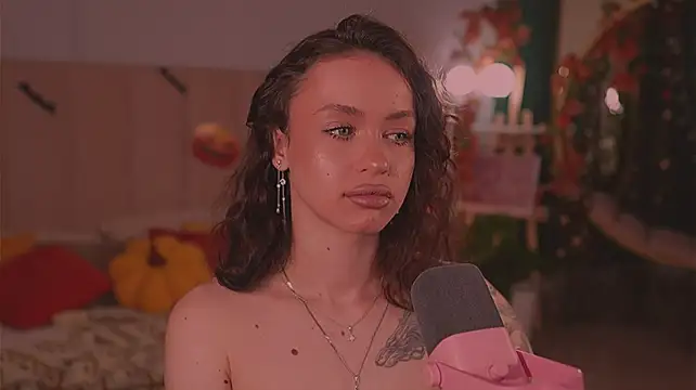 Meow_Nancy's Webcam Show