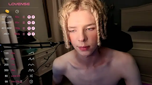 Kudi_Minnt Pertunjukan Webcam