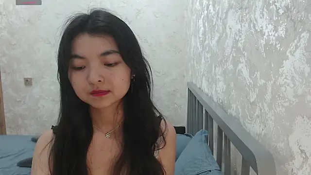 Shy_Kira – Live XXX-chat
