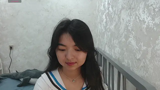 Shy_Kira's Live XXX Chat