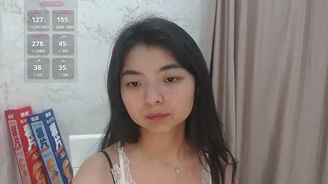 Shy_Kira's Live XXX Chat