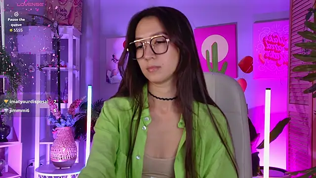 Chat +18 de LanaBaker ao vivo