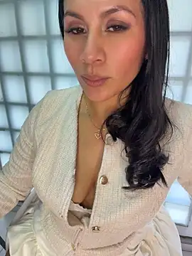 Chat +18 de Sofia_Convers ao vivo
