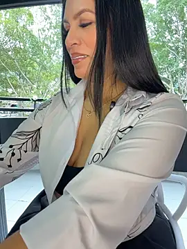 Sofia_Convers live XXX chat