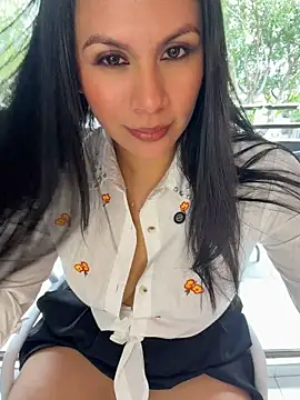 Sofia_Convers' Live XXX Chat